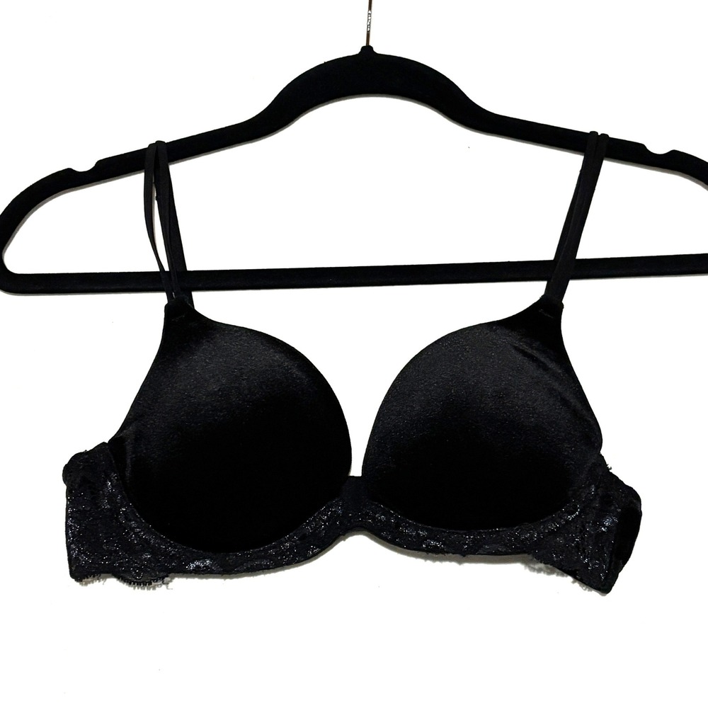 VTG Victoria's Secret Black Velvet Lace Push Up‎ Bra 34B Goth Whimsigoth